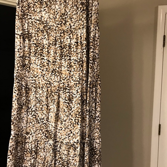 Skirt - Picture 1 of 4